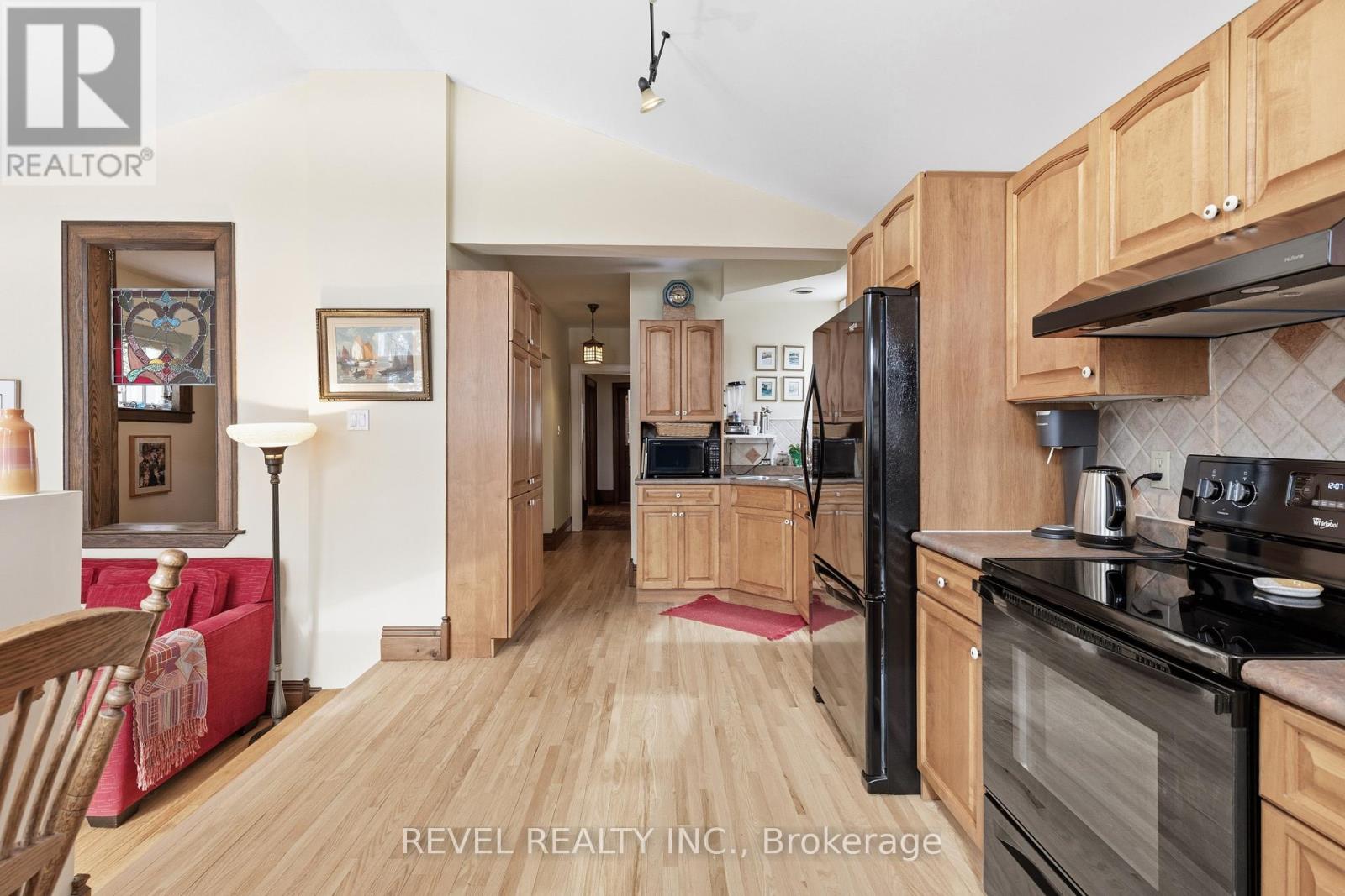 31 Fair Avenue, Kawartha Lakes (Lindsay), Ontario  K9V 3P2 - Photo 18 - X12812112