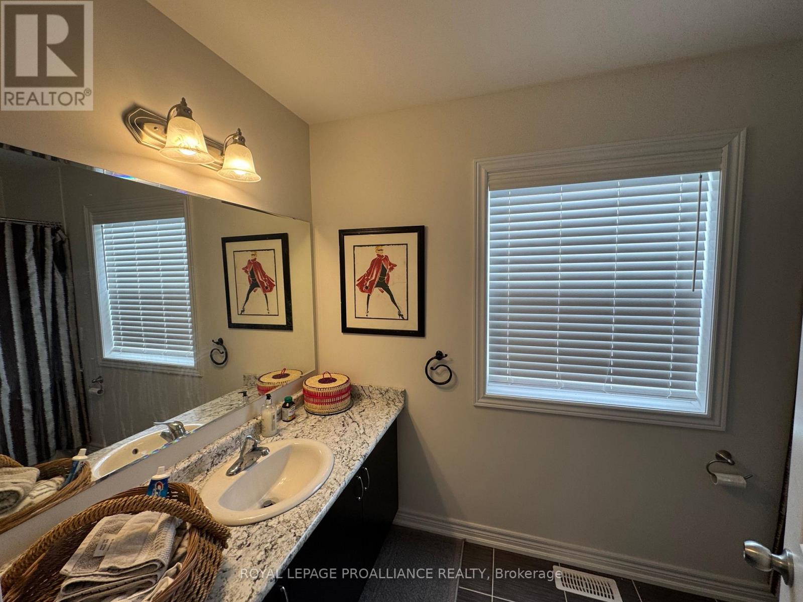 929 Broadway Boulevard, Peterborough (Northcrest Ward 5), Ontario  K9H 0J2 - Photo 10 - X12812720