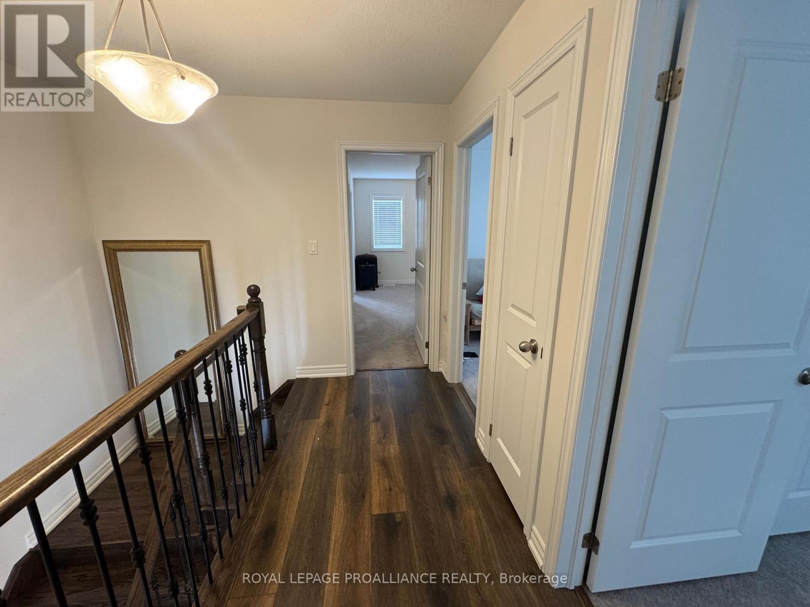 929 Broadway Boulevard, Peterborough (Northcrest Ward 5), Ontario  K9H 0J2 - Photo 8 - X12812720