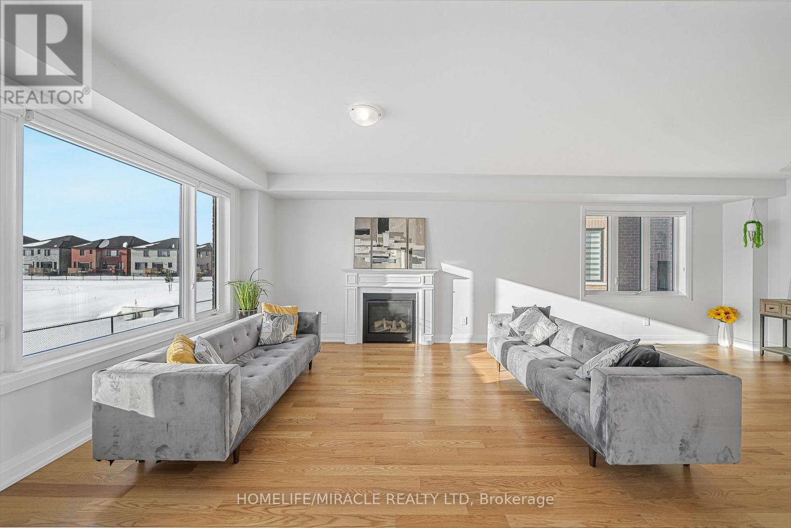 192 St Joseph Road, Kawartha Lakes (Lindsay), Ontario  K9V 6A9 - Photo 12 - X12813526