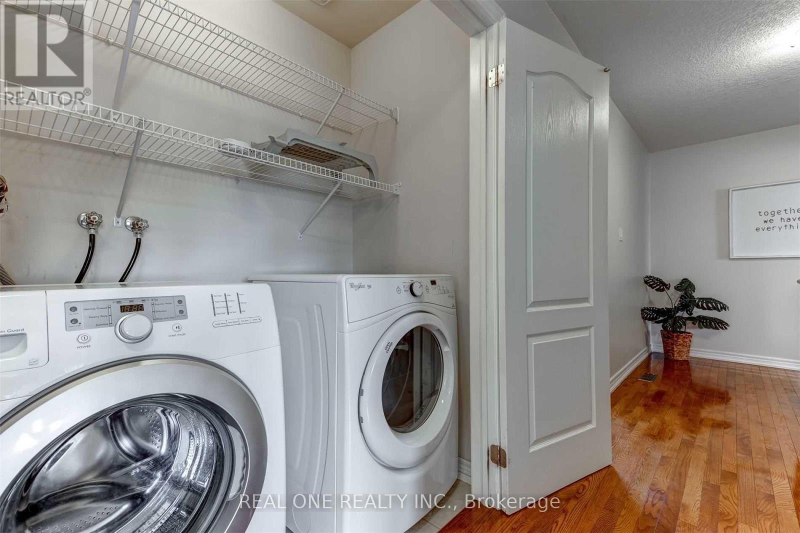 55 Sweetnam Drive, Kawartha Lakes (Lindsay), Ontario  K9V 0A7 - Photo 27 - X12813746