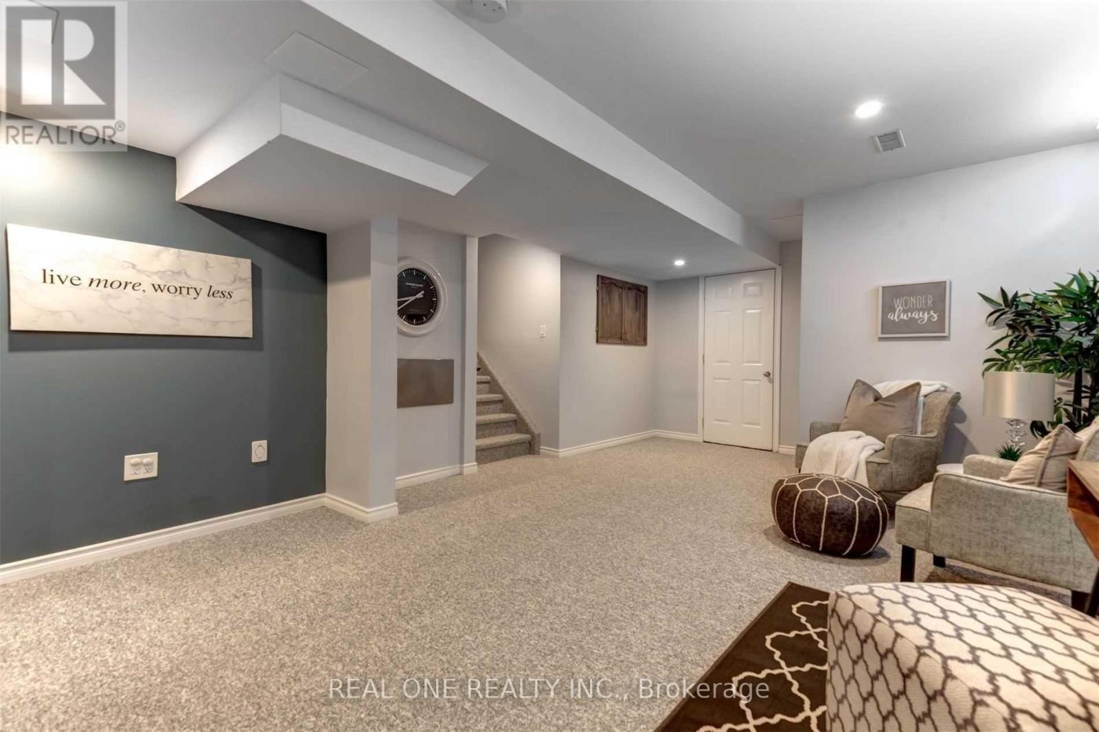 55 Sweetnam Drive, Kawartha Lakes (Lindsay), Ontario  K9V 0A7 - Photo 28 - X12813746