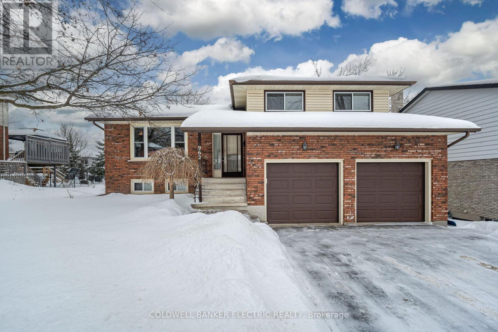 962 GOLFVIEW ROAD, peterborough (otonabee ward 1), Ontario