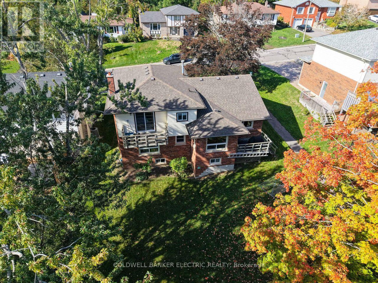 962 Golfview Road, Peterborough (Otonabee Ward 1), Ontario  K9J 7W4 - Photo 27 - X12814460