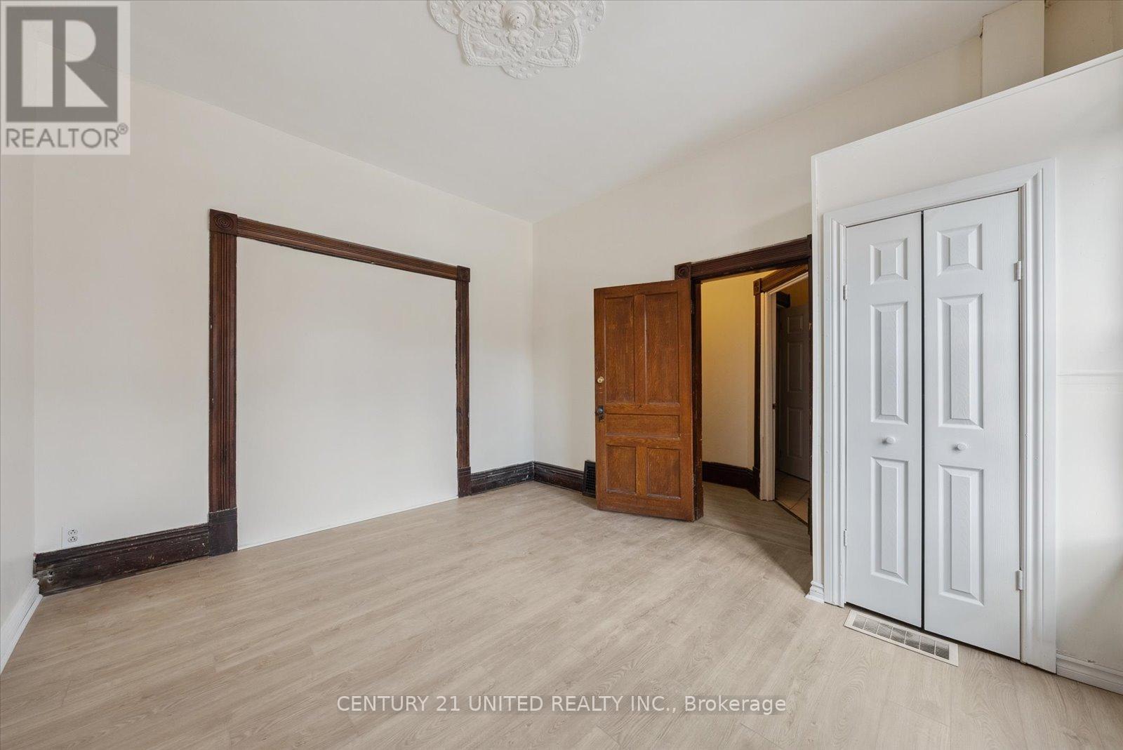 187 Stewart Street, Peterborough (Town Ward 3), Ontario  K9J 3M4 - Photo 10 - X12814686