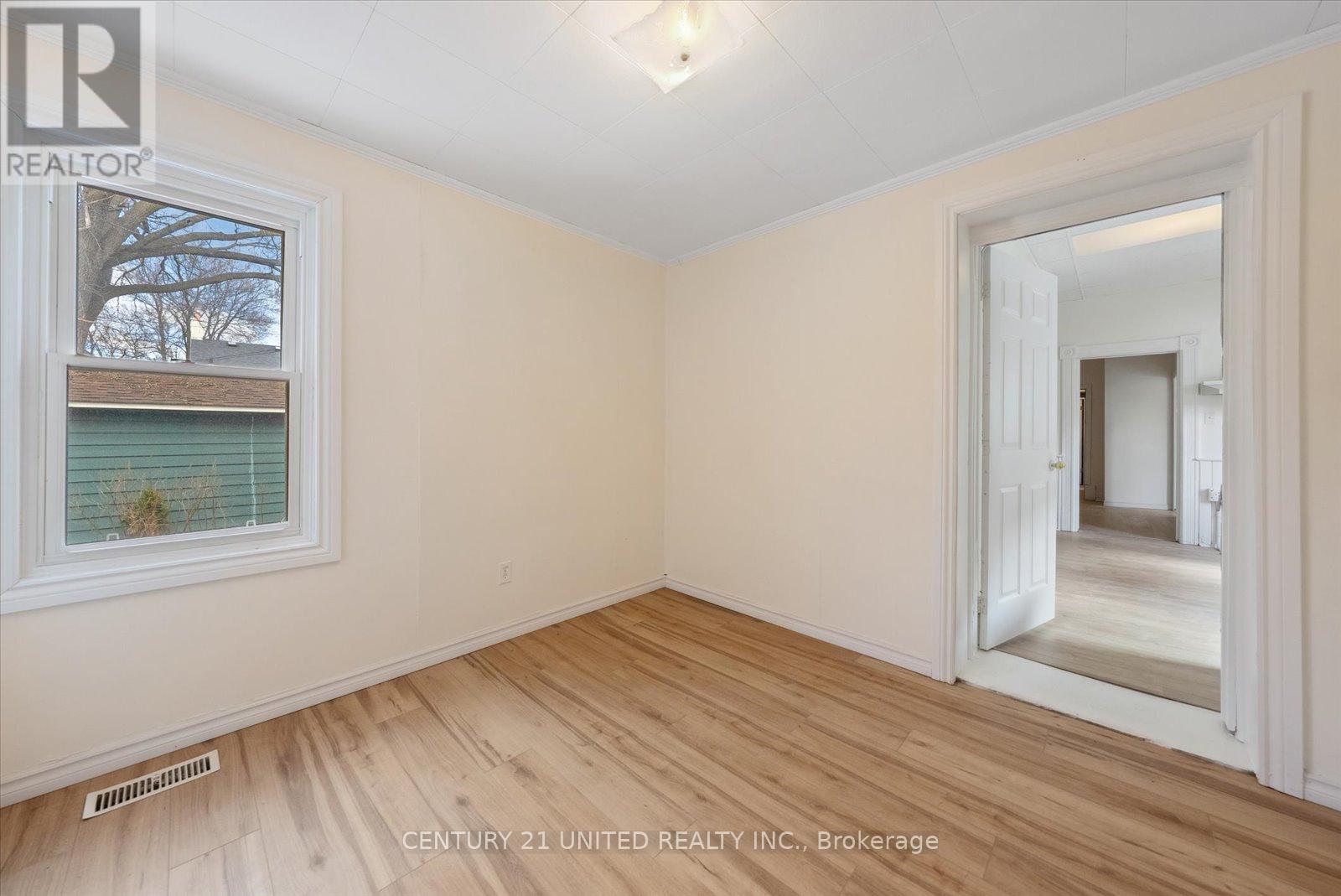 187 Stewart Street, Peterborough (Town Ward 3), Ontario  K9J 3M4 - Photo 18 - X12814686