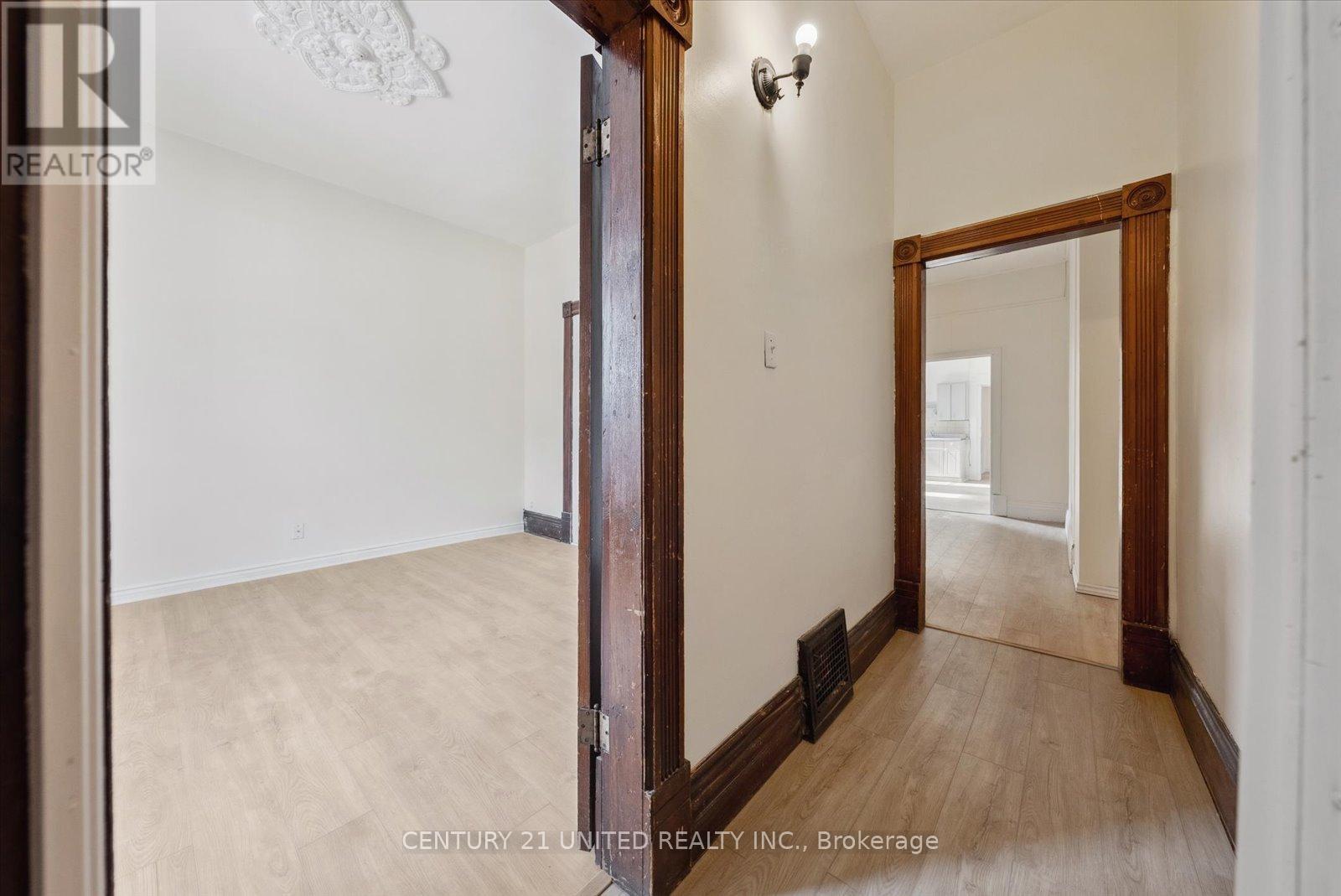 187 Stewart Street, Peterborough (Town Ward 3), Ontario  K9J 3M4 - Photo 8 - X12814686