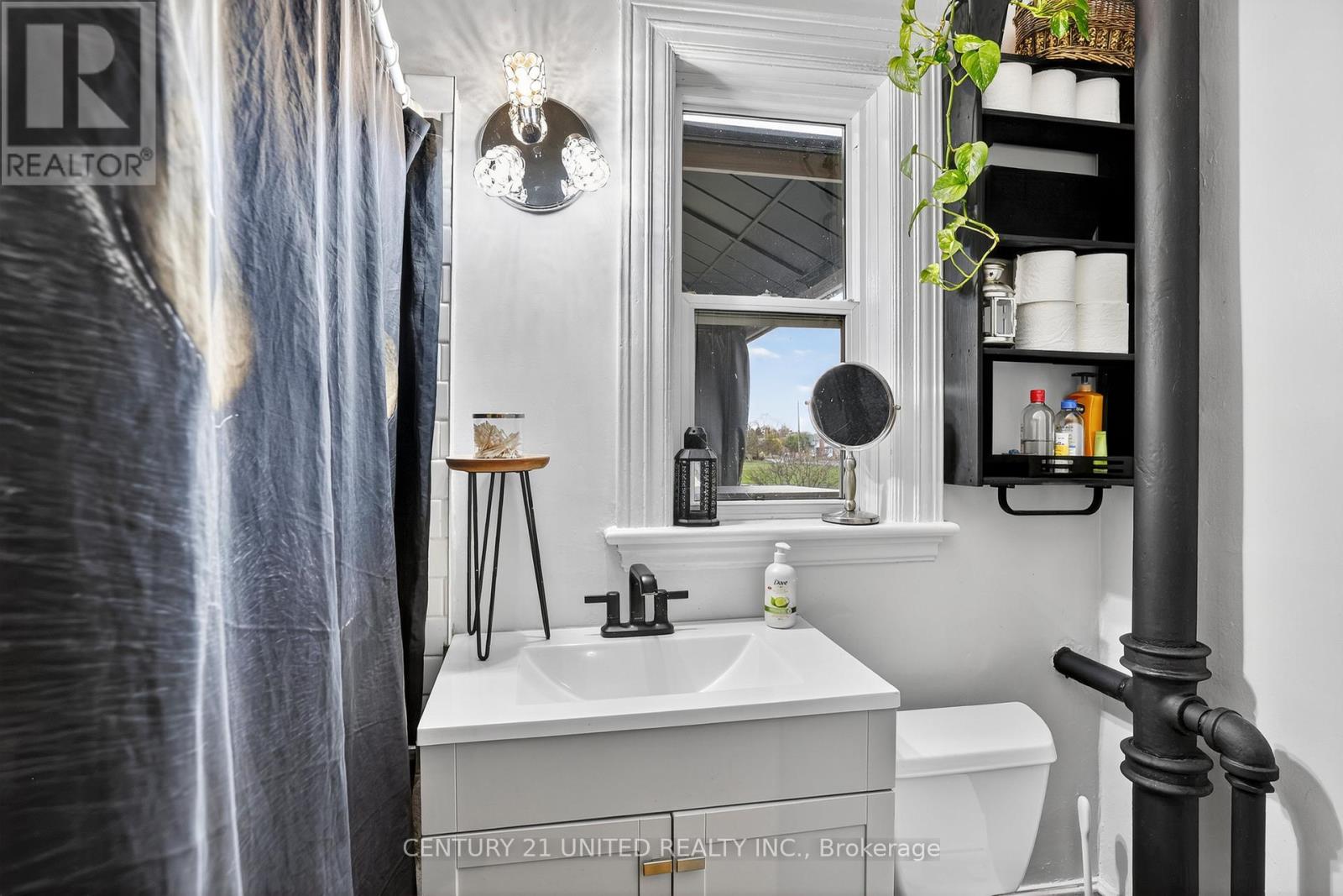 201 Romaine Street, Peterborough (Otonabee Ward 1), Ontario  K9J 2C3 - Photo 36 - X12816034