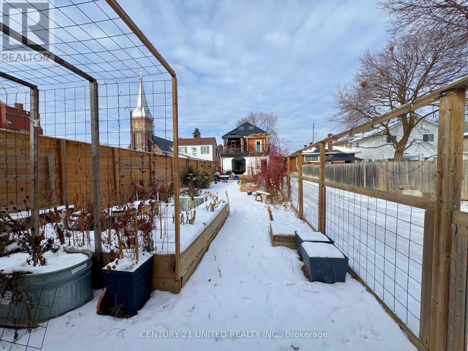 201 Romaine Street, Peterborough (Otonabee Ward 1), Ontario  K9J 2C3 - Photo 46 - X12816034