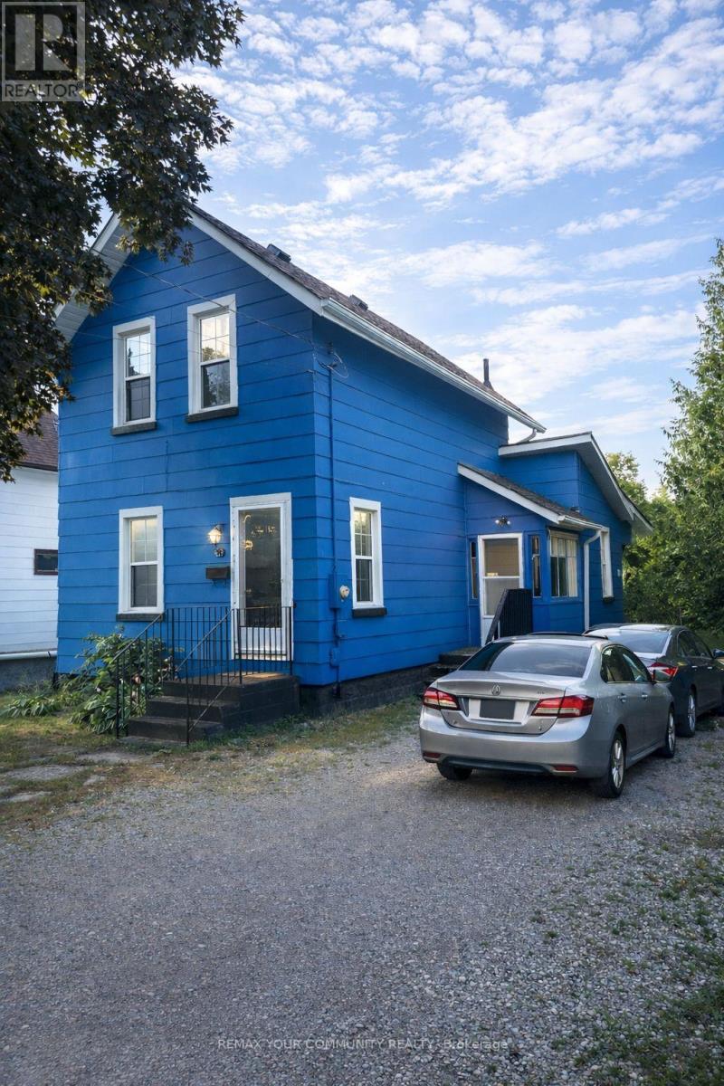 74 Adelaide Street S, Kawartha Lakes (Lindsay), Ontario  K9V 3K1 - Photo 2 - X12816890