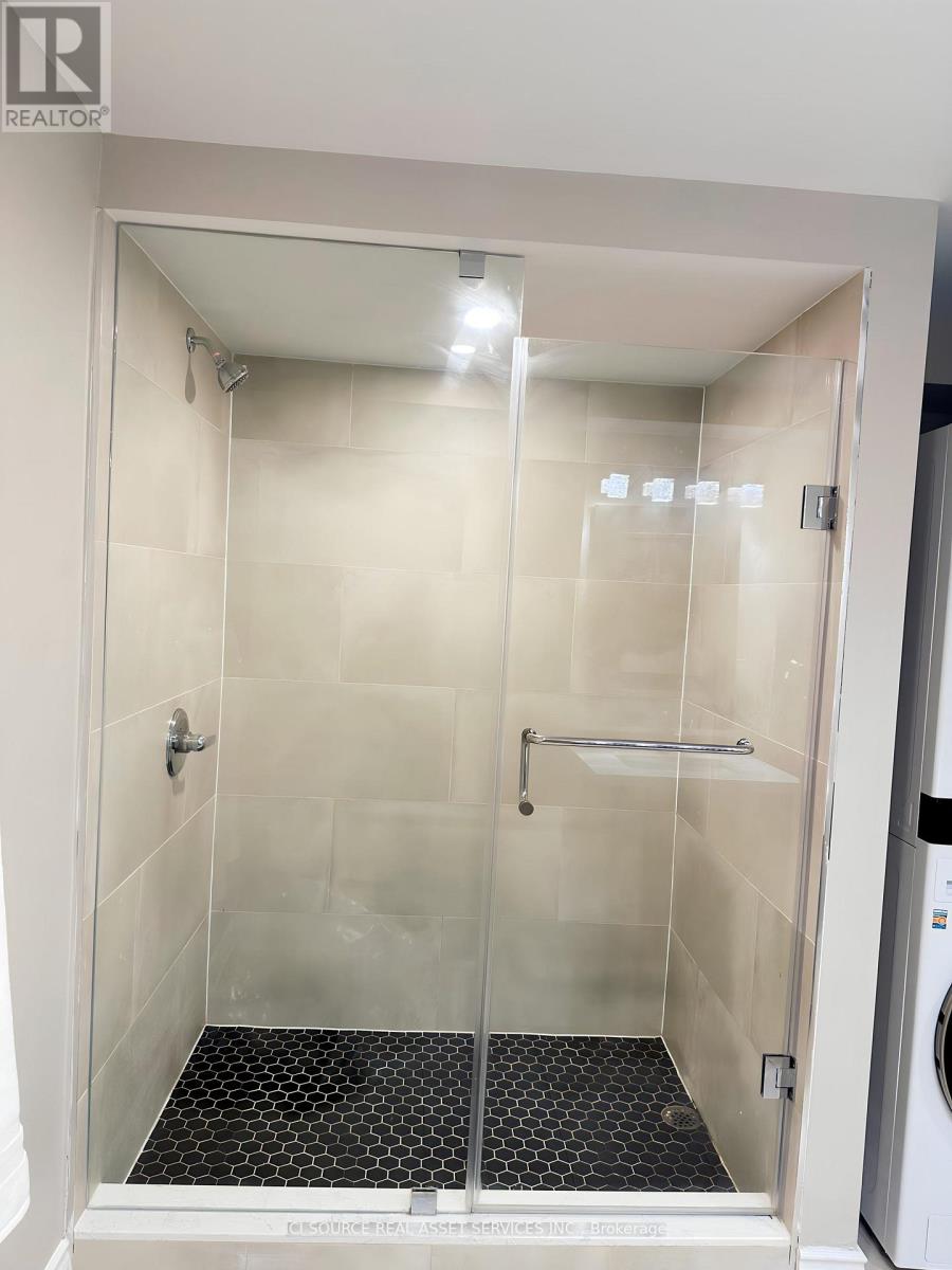 B - 30 York Drive, Peterborough (Monaghan Ward 2), Ontario  K9K 0H1 - Photo 7 - X12817820