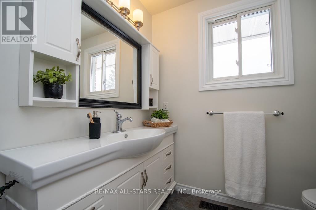 874 Monarch Road, Kawartha Lakes (Lindsay), Ontario  K9V 4R1 - Photo 27 - X12817888