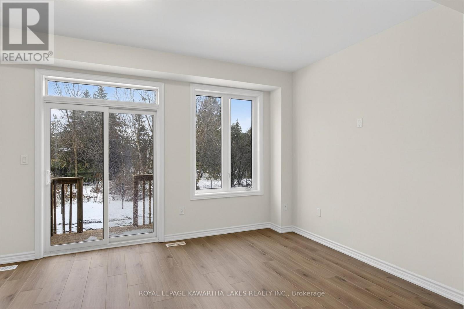 77 Watts Mew, Kawartha Lakes (Lindsay), Ontario  K9V 0T3 - Photo 19 - X12817954