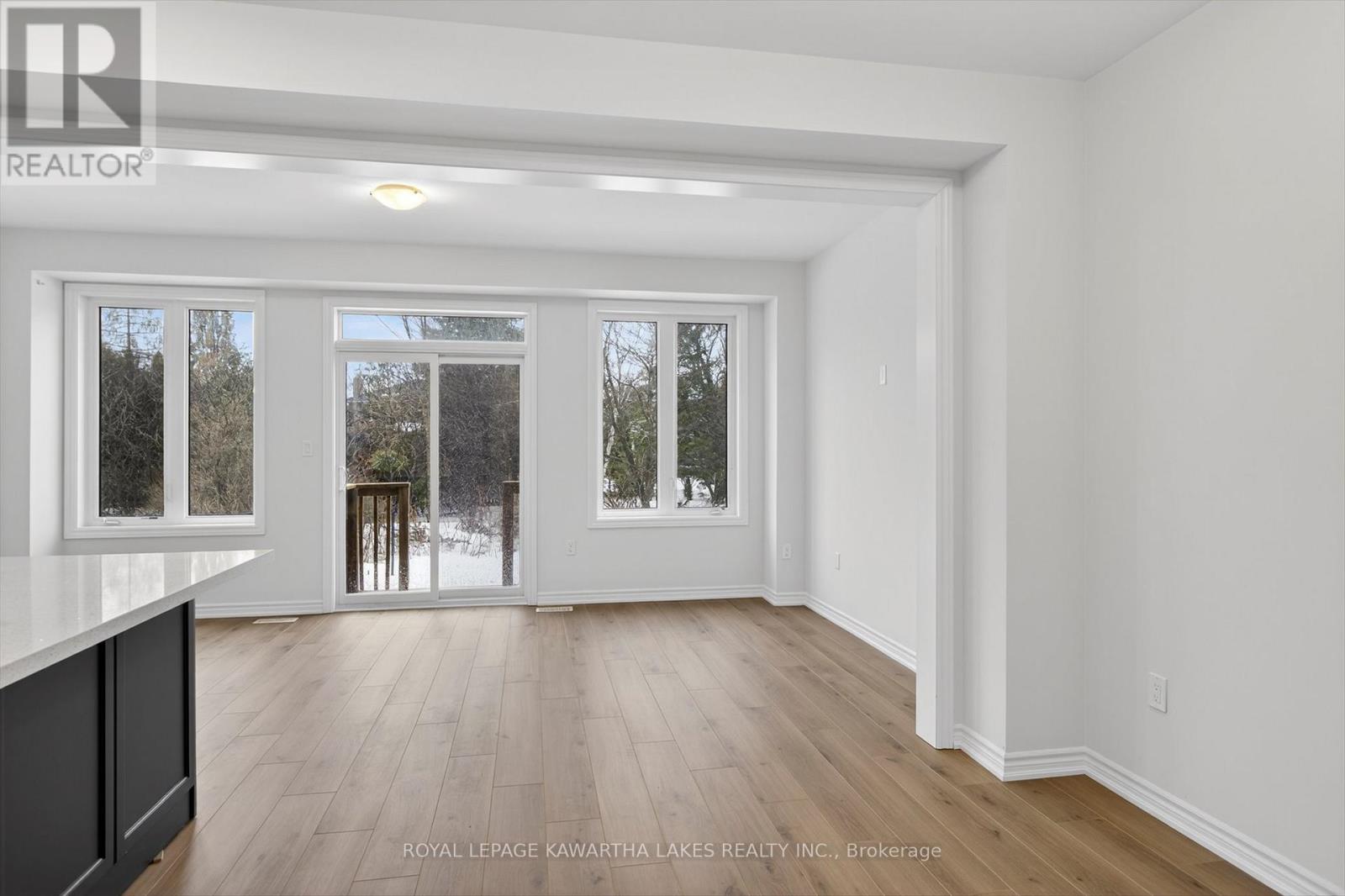 77 Watts Mew, Kawartha Lakes (Lindsay), Ontario  K9V 0T3 - Photo 22 - X12817954