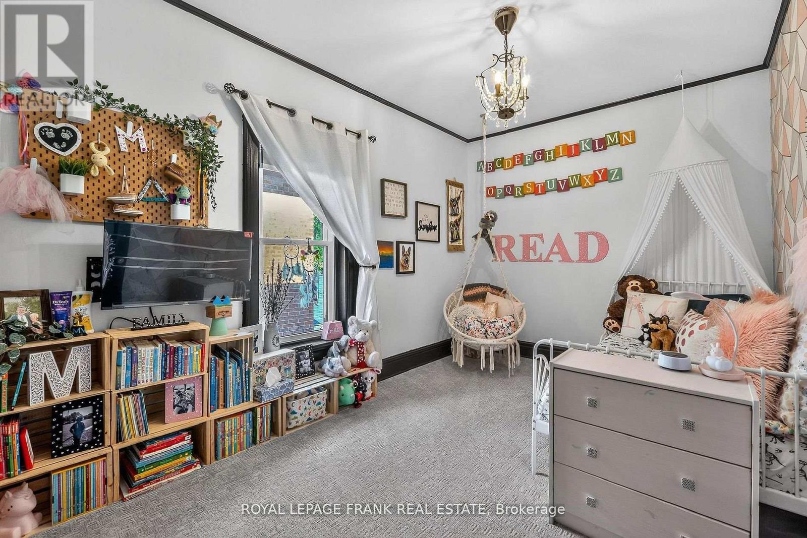 69 Peel Street, Kawartha Lakes (Lindsay), Ontario  K9V 3M5 - Photo 27 - X12818556