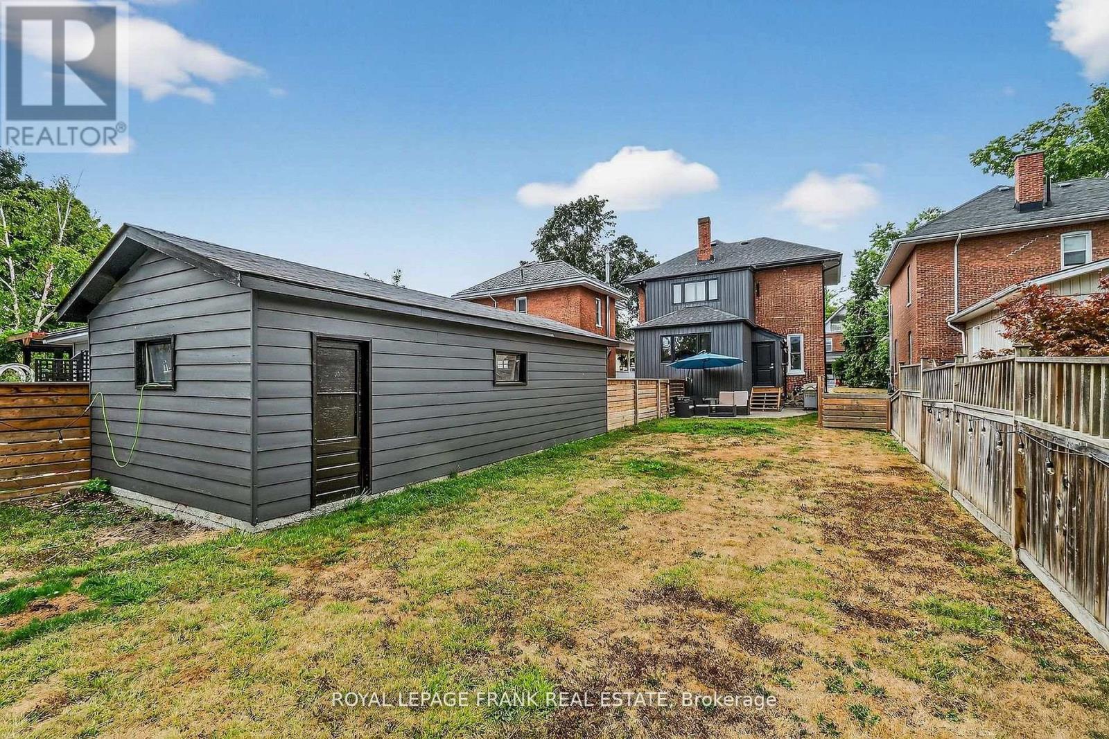 69 Peel Street, Kawartha Lakes (Lindsay), Ontario  K9V 3M5 - Photo 38 - X12818556