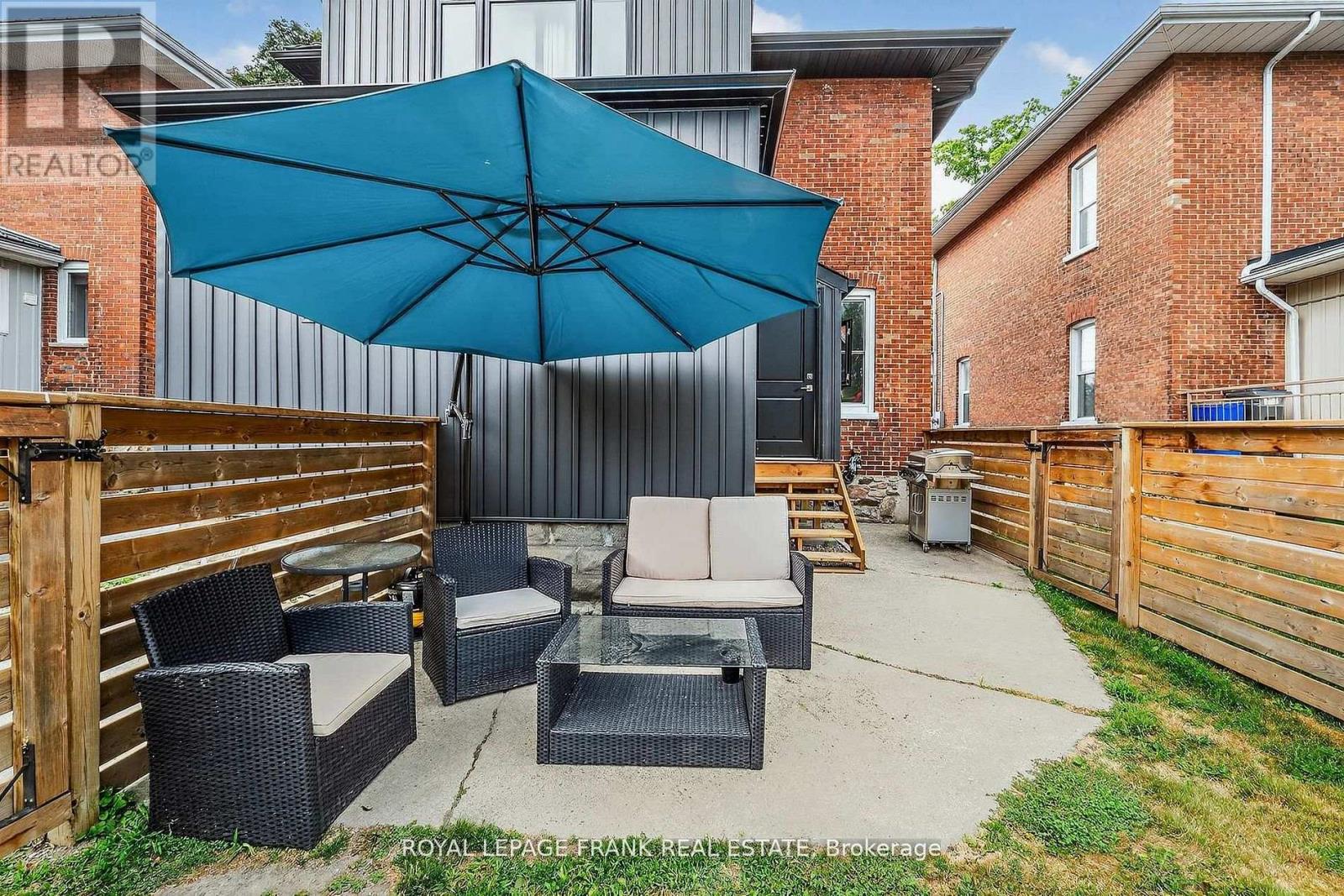 69 Peel Street, Kawartha Lakes (Lindsay), Ontario  K9V 3M5 - Photo 39 - X12818556