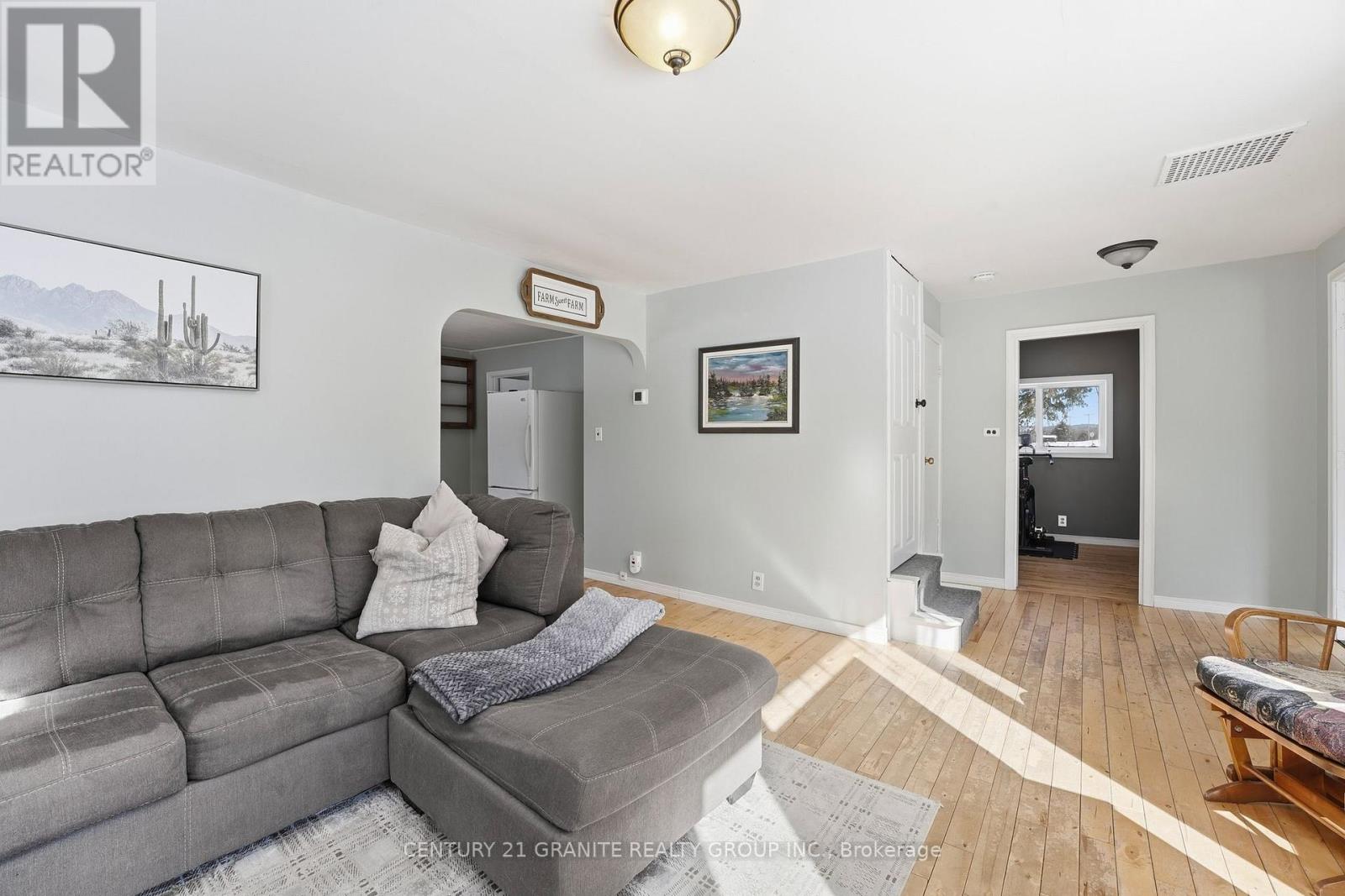 1367 Detlor Road, Bancroft (Dungannon Ward), Ontario  K0L 2L0 - Photo 13 - X12819404