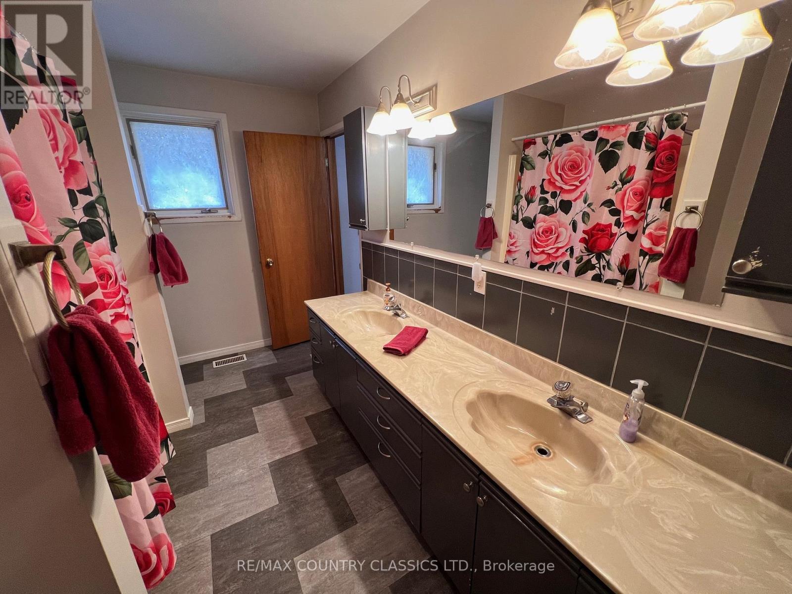 33109 Hwy 62 North, Hastings Highlands (Wicklow Ward), Ontario  K0L 2S0 - Photo 15 - X12819450