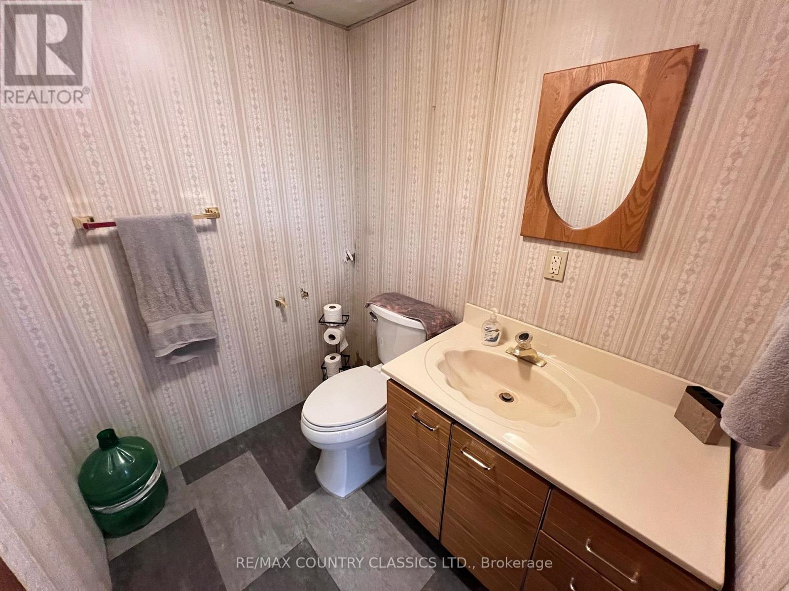 33109 Hwy 62 North, Hastings Highlands (Wicklow Ward), Ontario  K0L 2S0 - Photo 22 - X12819450