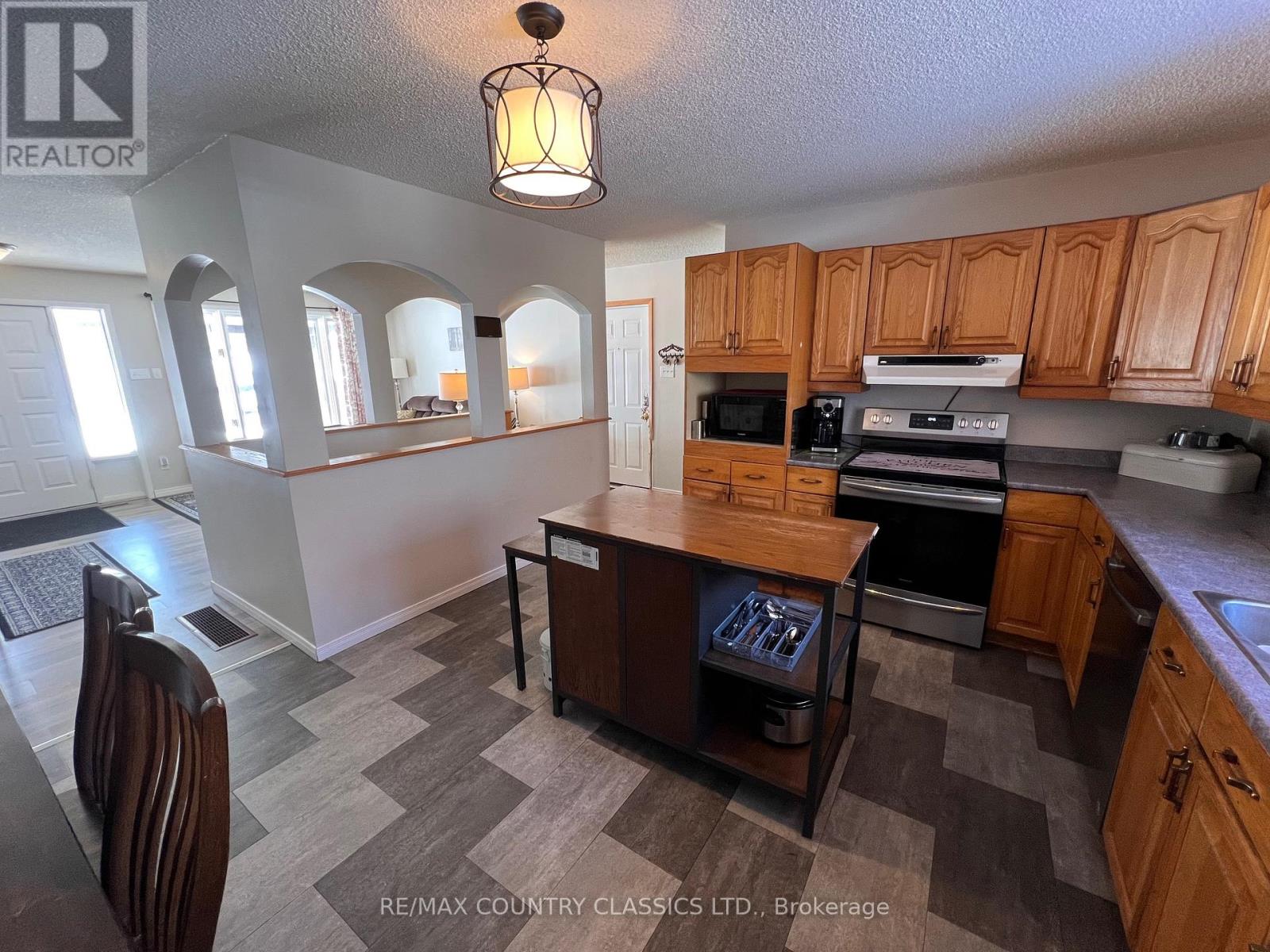 33109 Hwy 62 North, Hastings Highlands (Wicklow Ward), Ontario  K0L 2S0 - Photo 6 - X12819450