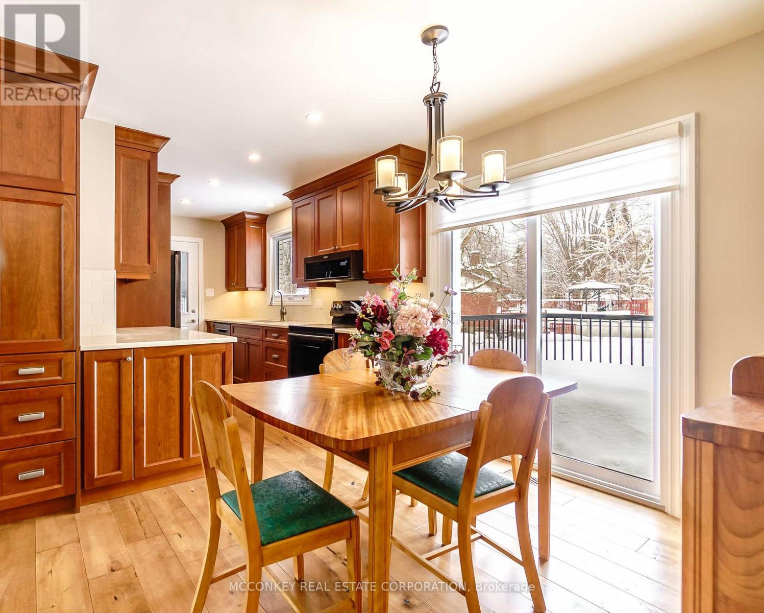 2584 Bensfort Road, Peterborough (Ashburnham Ward 4), Ontario  K9J 1C9 - Photo 11 - X12819476