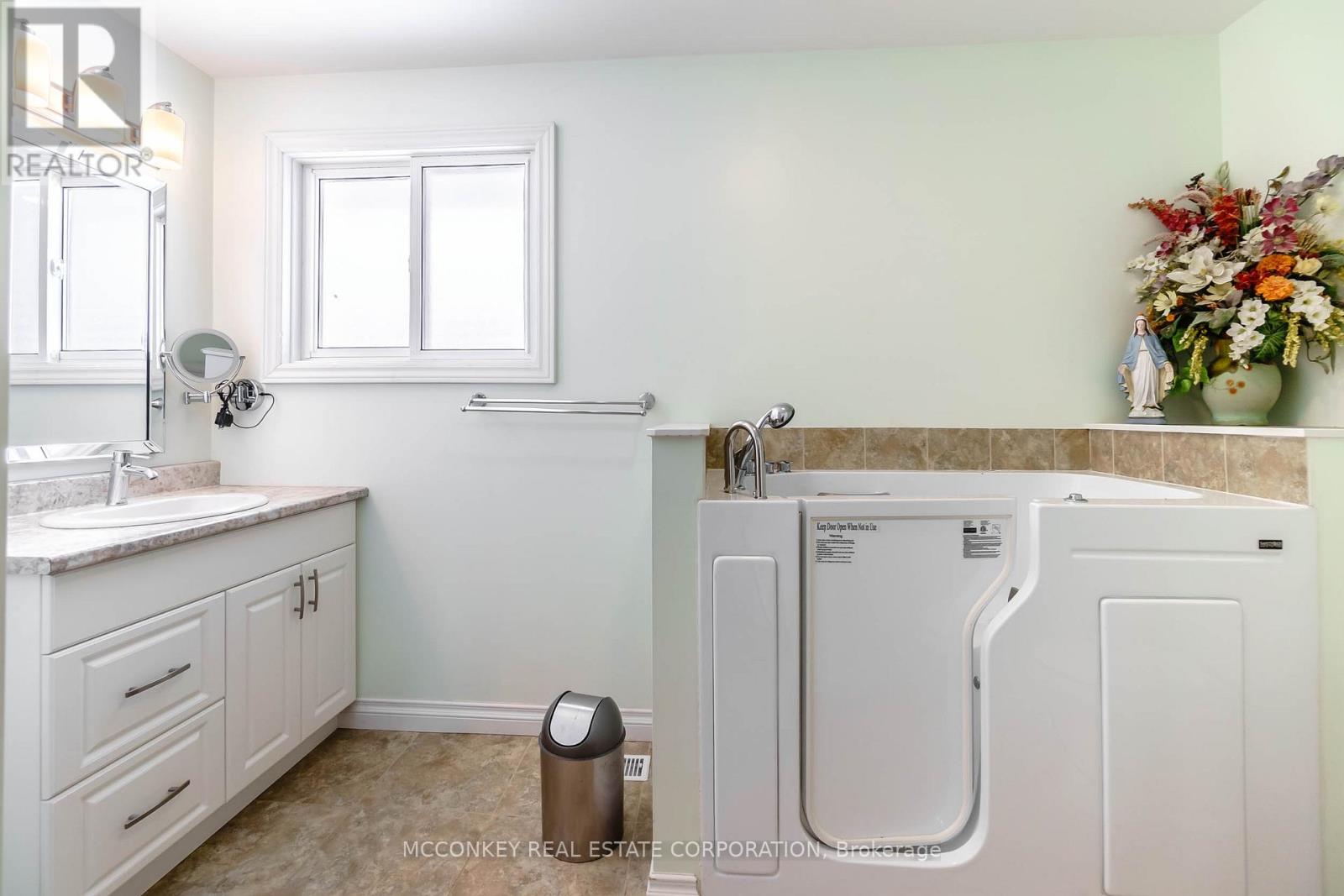 2584 Bensfort Road, Peterborough (Ashburnham Ward 4), Ontario  K9J 1C9 - Photo 21 - X12819476