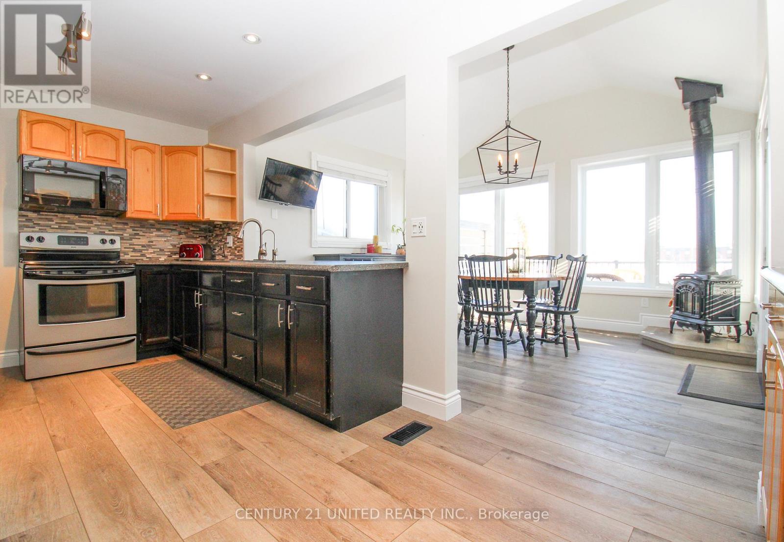 1203 Edmison Drive, Peterborough (Northcrest Ward 5), Ontario  K9H 6V2 - Photo 13 - X12819544