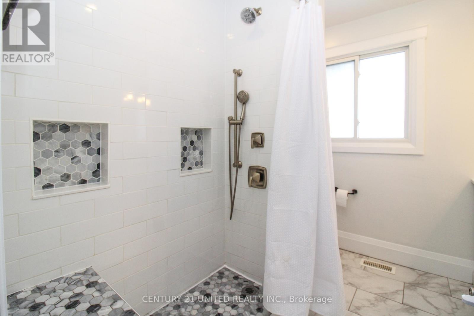 1203 Edmison Drive, Peterborough (Northcrest Ward 5), Ontario  K9H 6V2 - Photo 33 - X12819544