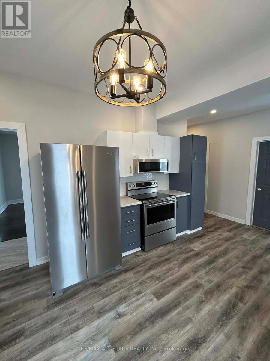 A - 56 Elgin Street, Kawartha Lakes (Lindsay), Ontario  K9V 3W5 - Photo 5 - X12820552