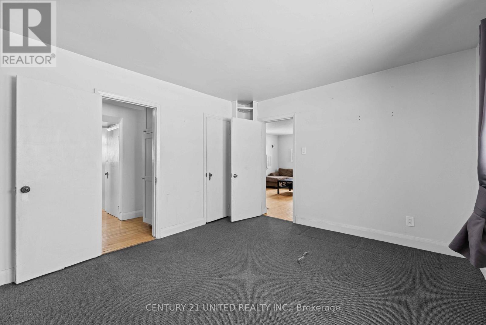 598 Donegal Street, Peterborough (Town Ward 3), Ontario  K9H 4M4 - Photo 12 - X12820566