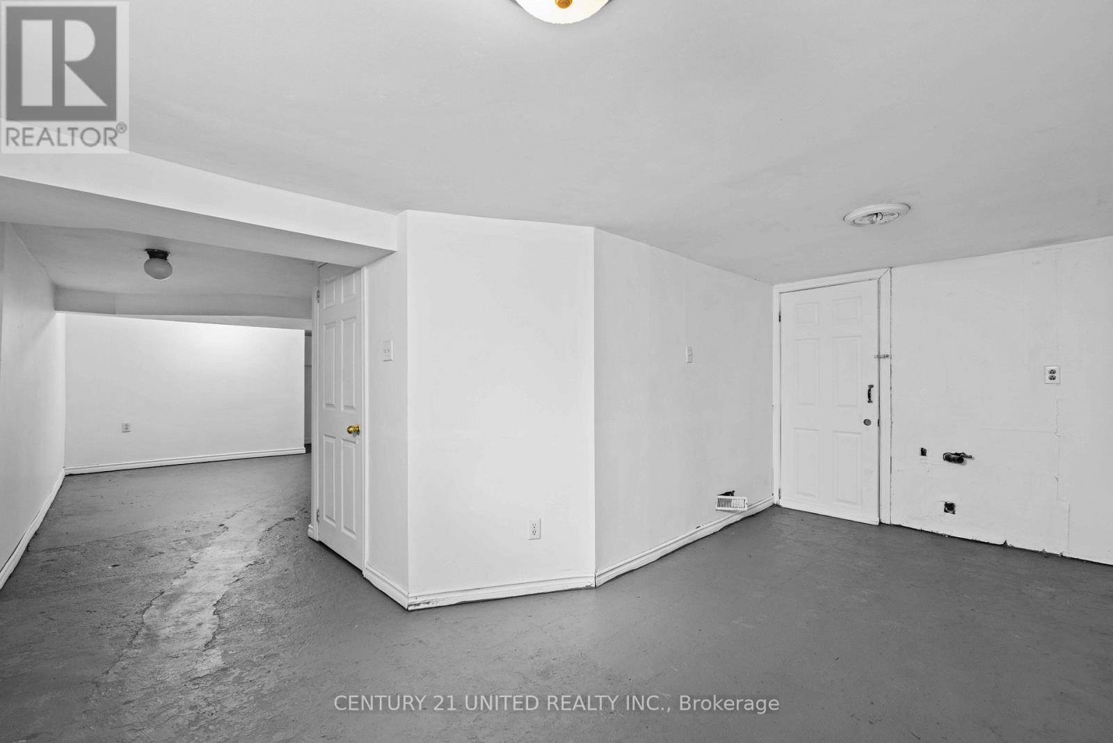 598 Donegal Street, Peterborough (Town Ward 3), Ontario  K9H 4M4 - Photo 20 - X12820566