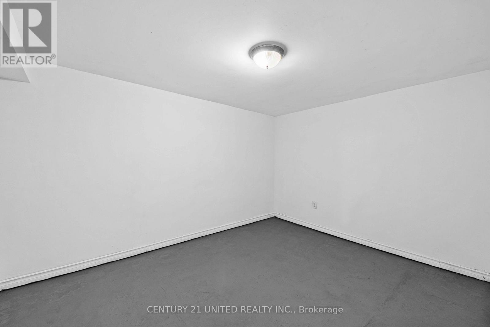 598 Donegal Street, Peterborough (Town Ward 3), Ontario  K9H 4M4 - Photo 23 - X12820566