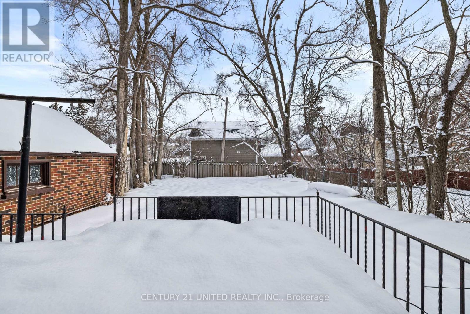 598 Donegal Street, Peterborough (Town Ward 3), Ontario  K9H 4M4 - Photo 24 - X12820566