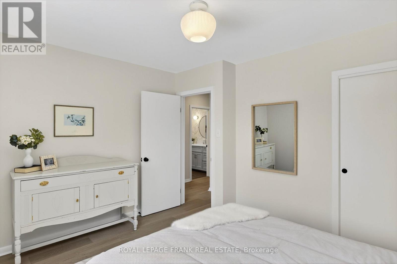 781 Hopkins Avenue, Peterborough (Town Ward 3), Ontario  K9J 4Y7 - Photo 23 - X12820898