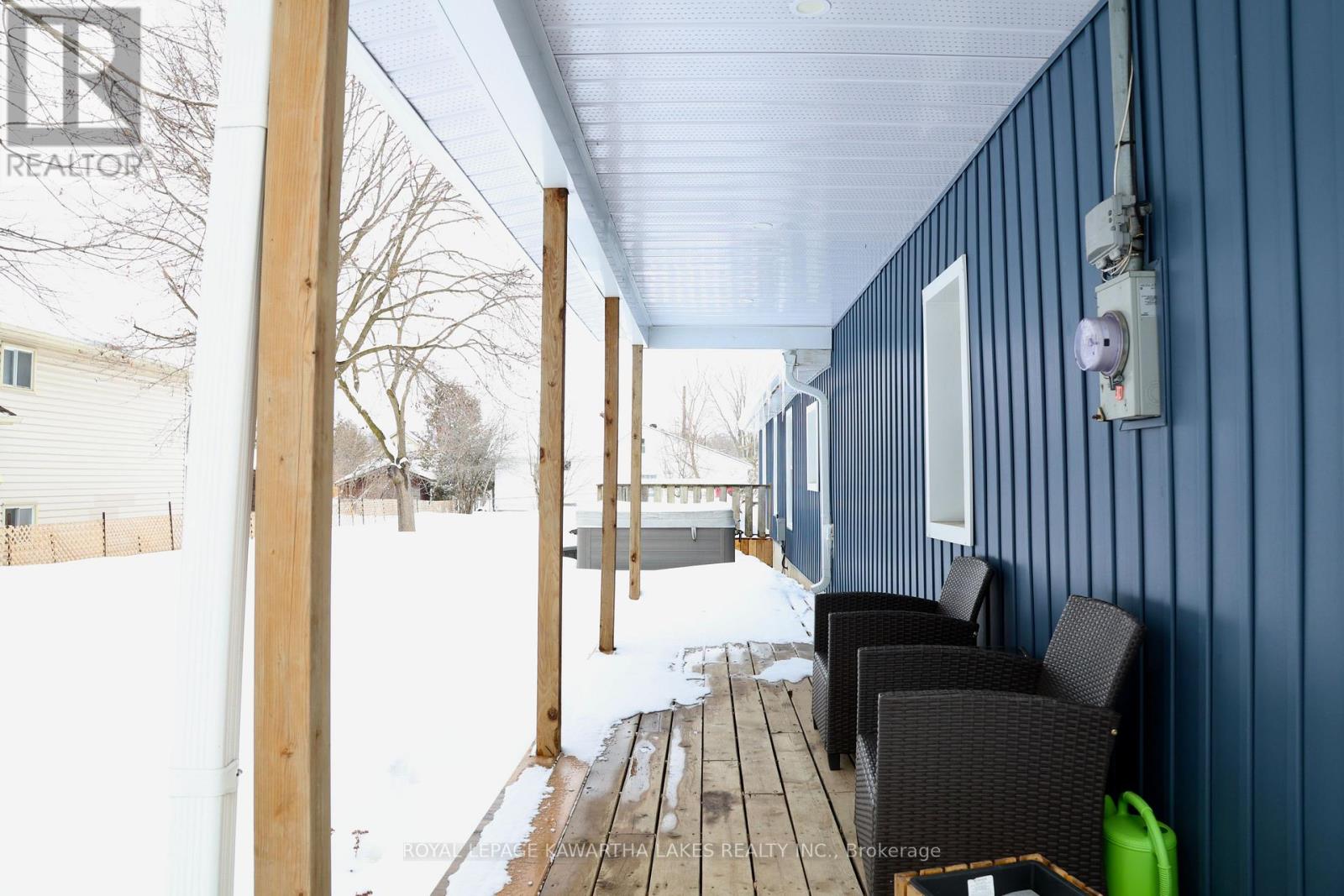 32 Georgian Street, Kawartha Lakes (Lindsay), Ontario  K9V 2E6 - Photo 3 - X12821632