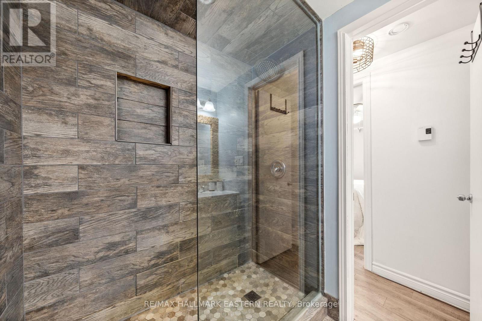 2335 Lakeside Road, Douro-Dummer, Ontario  K0L 2H0 - Photo 23 - X12821712