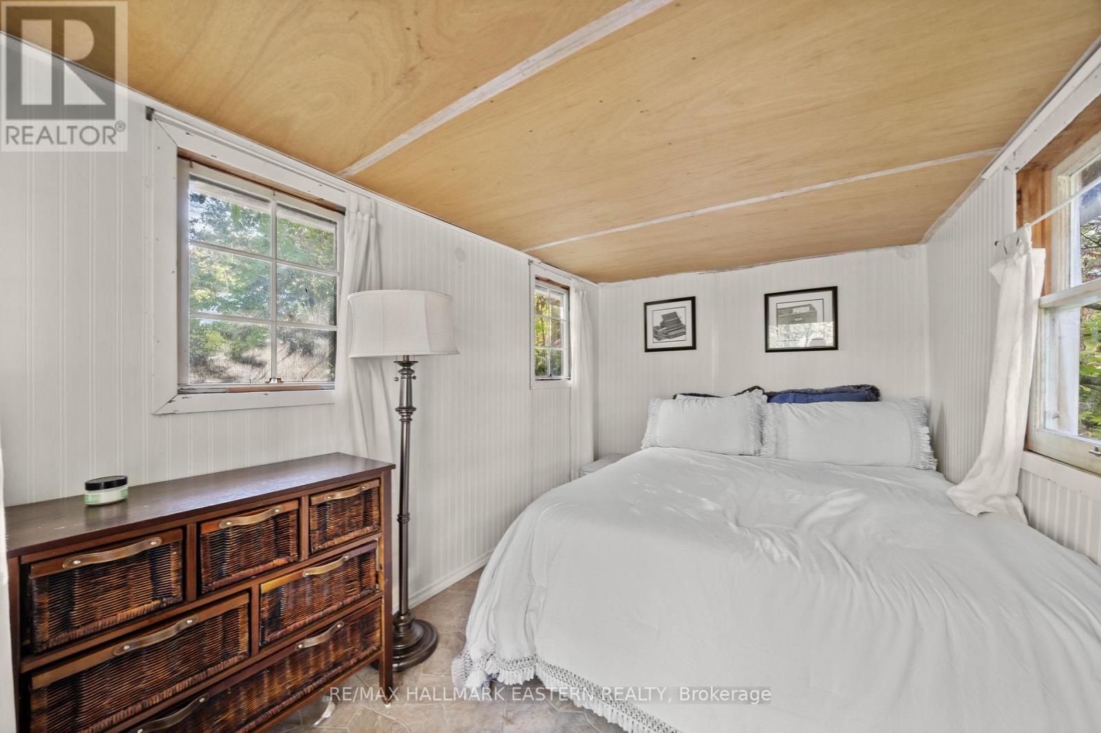 2335 Lakeside Road, Douro-Dummer, Ontario  K0L 2H0 - Photo 35 - X12821712