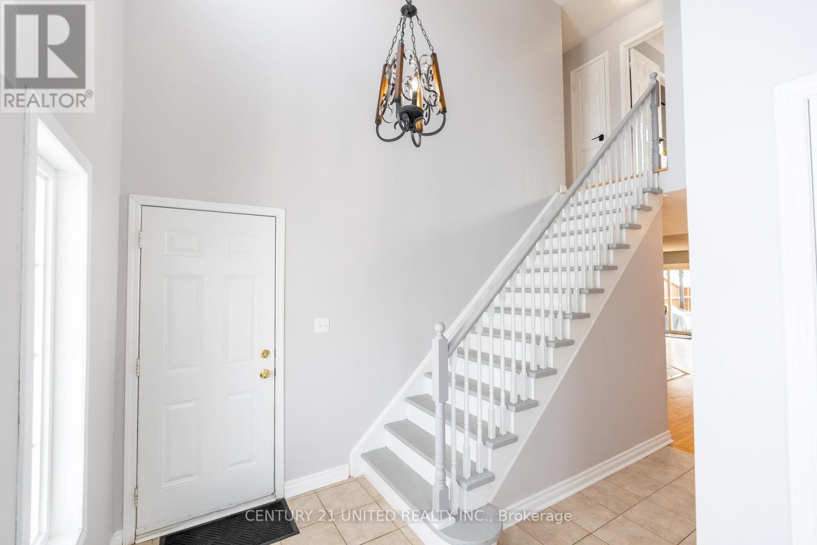 1360 Ireland Drive, Peterborough (Monaghan Ward 2), Ontario  K9K 0B1 - Photo 4 - X12822104