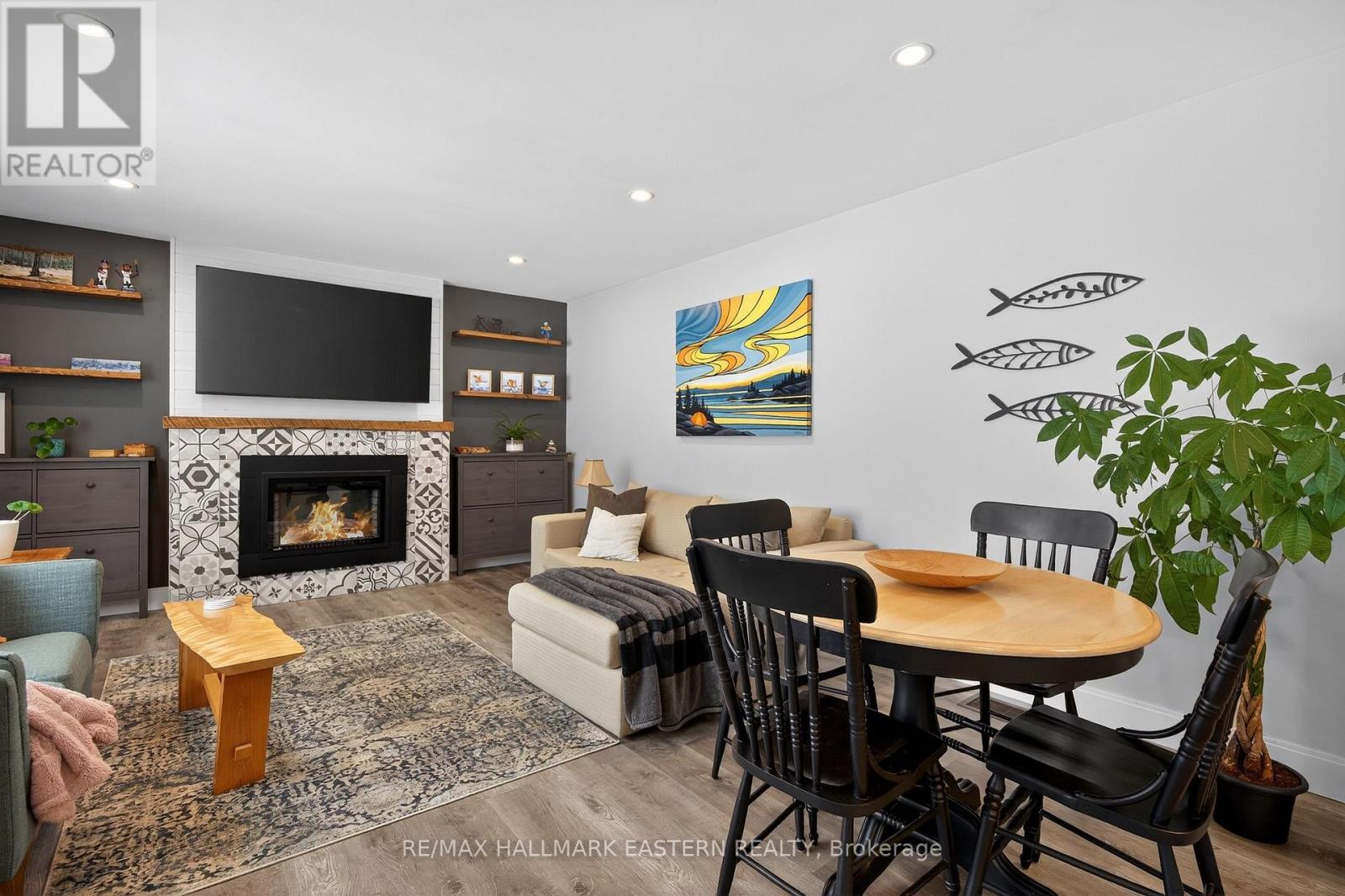 98 Arthur Avenue, Peterborough (Otonabee Ward 1), Ontario  K9J 5X8 - Photo 16 - X12822540