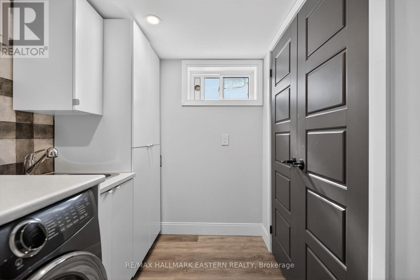 98 Arthur Avenue, Peterborough (Otonabee Ward 1), Ontario  K9J 5X8 - Photo 41 - X12822540