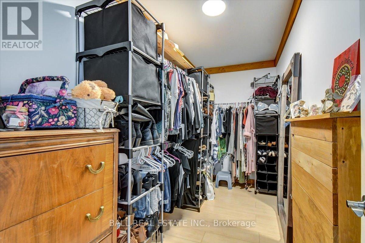 250 Lakeview Road, Bancroft (Dungannon Ward), Ontario  K0L 1C0 - Photo 23 - X12822618