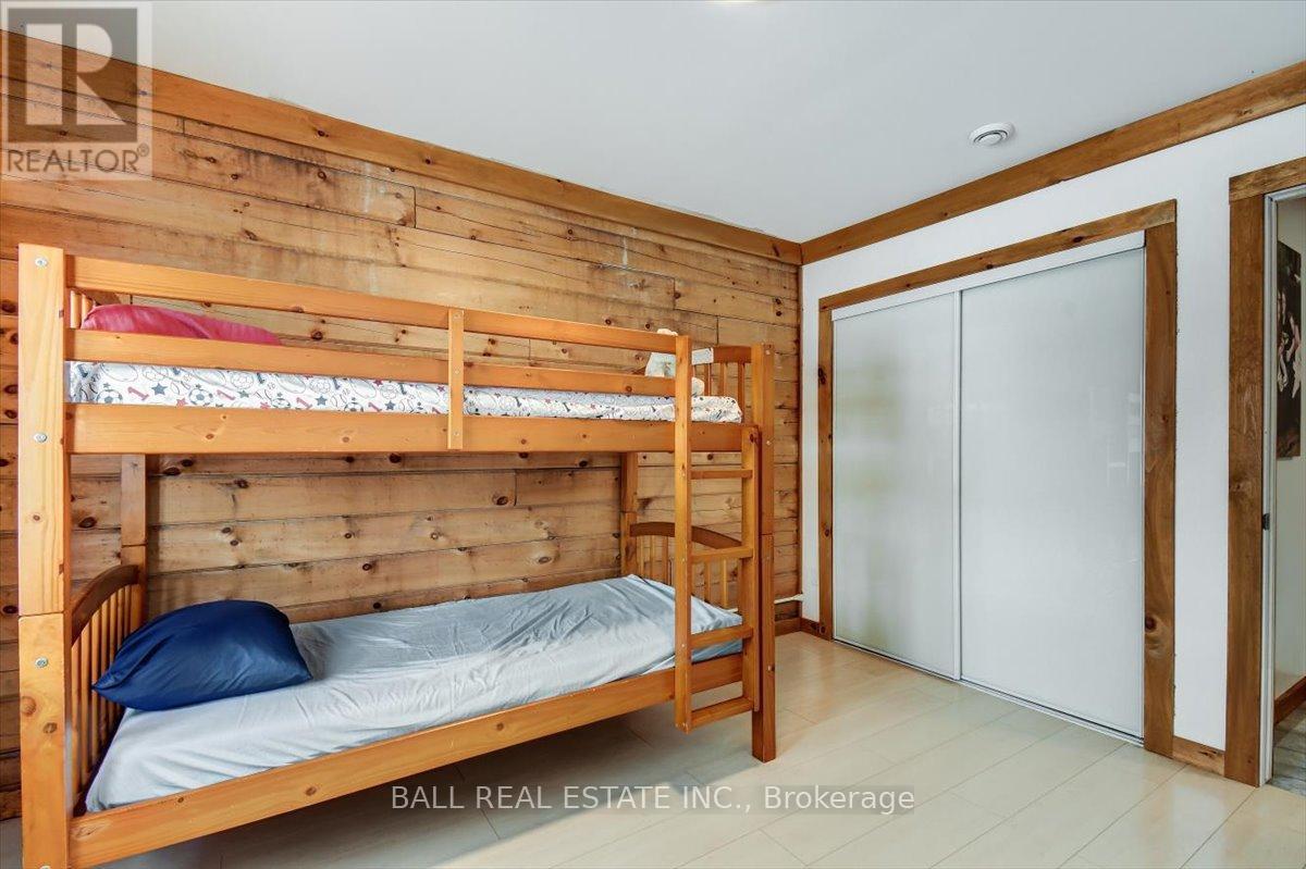 250 Lakeview Road, Bancroft (Dungannon Ward), Ontario  K0L 1C0 - Photo 27 - X12822618