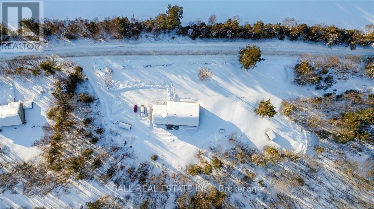 250 Lakeview Road, Bancroft (Dungannon Ward), Ontario  K0L 1C0 - Photo 37 - X12822618