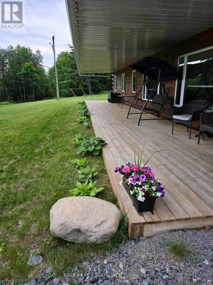 250 Lakeview Road, Bancroft (Dungannon Ward), Ontario  K0L 1C0 - Photo 44 - X12822618