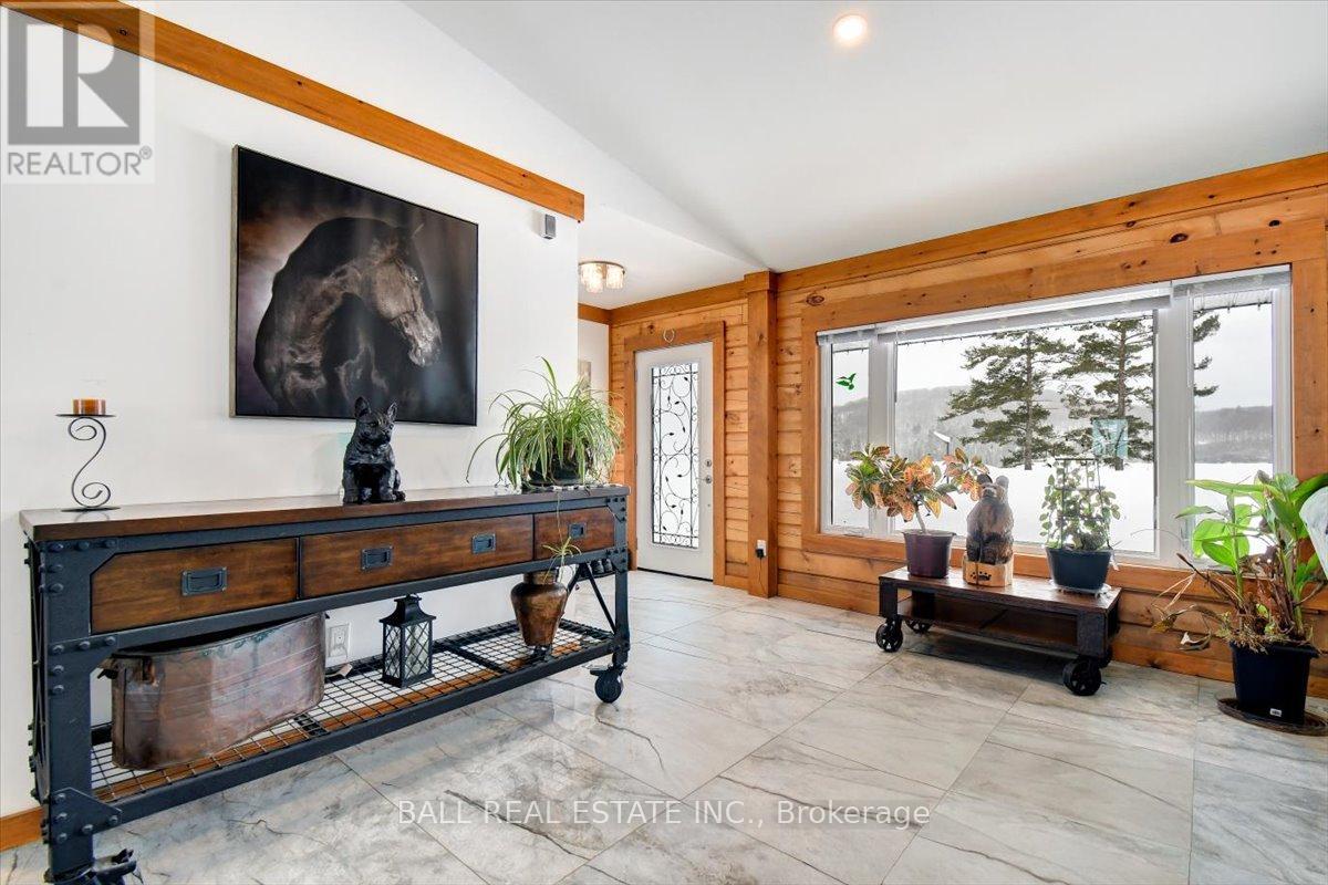 250 Lakeview Road, Bancroft (Dungannon Ward), Ontario  K0L 1C0 - Photo 6 - X12822618