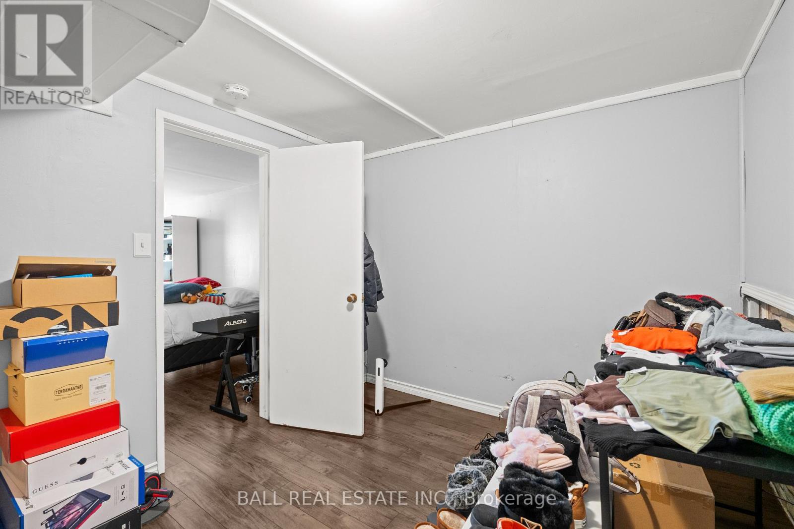 2048 Walker Avenue, Peterborough (Ashburnham Ward 4), Ontario  K9L 1S1 - Photo 39 - X12823064