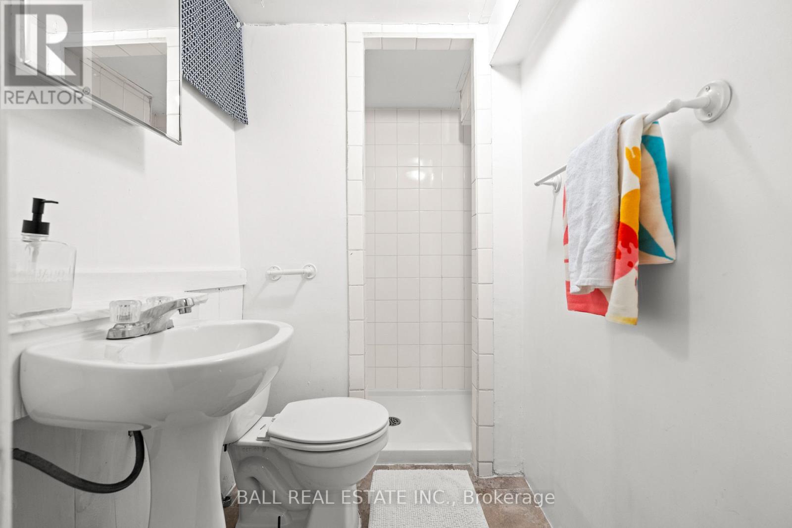 2048 Walker Avenue, Peterborough (Ashburnham Ward 4), Ontario  K9L 1S1 - Photo 40 - X12823064