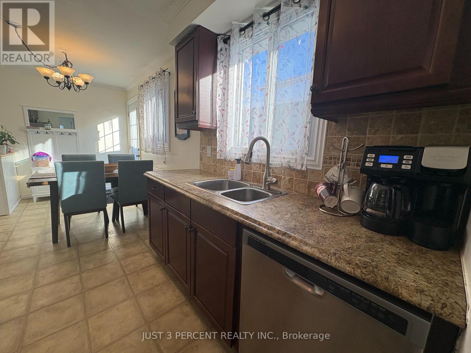 1140 Whitefield Drive, Peterborough (Otonabee Ward 1), Ontario  K9J 7P5 - Photo 13 - X12823136