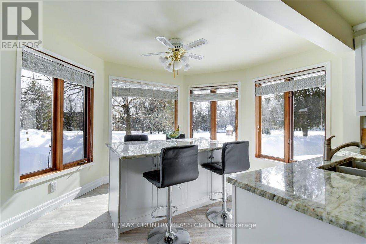 37 Golfview Drive, Bancroft (Bancroft Ward), Ontario  K0L 1C0 - Photo 16 - X12823160